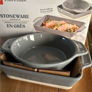 NWOT 2-piece Stoneware Bakeware